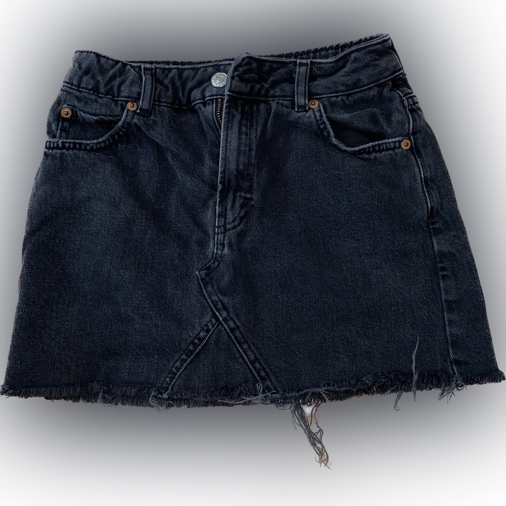 Black Raw Hem Denim Mini Skirt